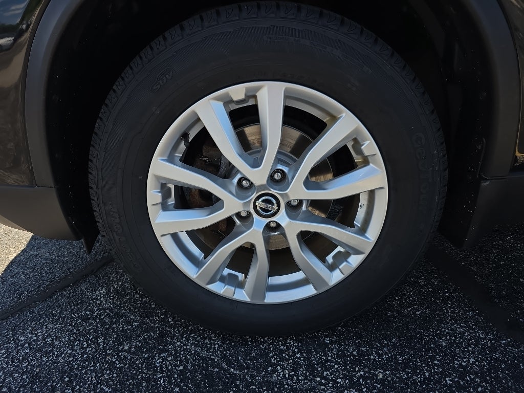 2017 Nissan Rogue AWD SV