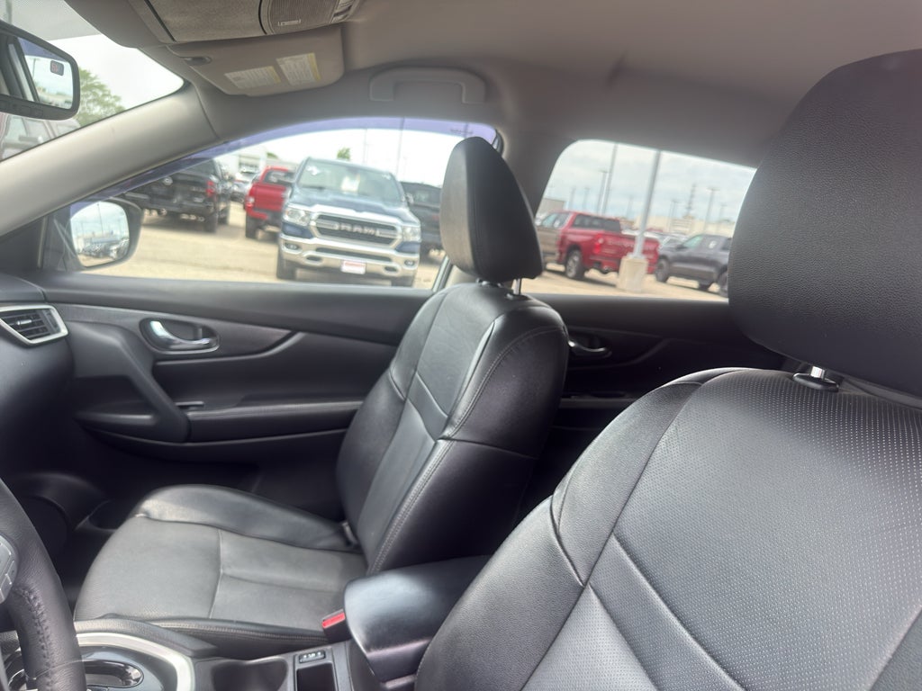 2016 Nissan Rogue AWD 4dr SL