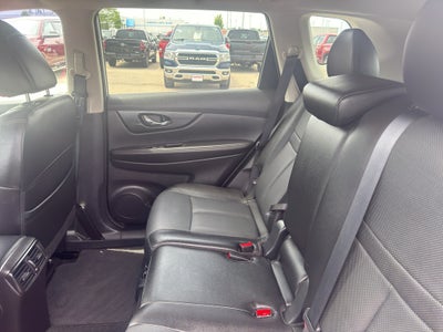 2016 Nissan Rogue AWD 4dr SL
