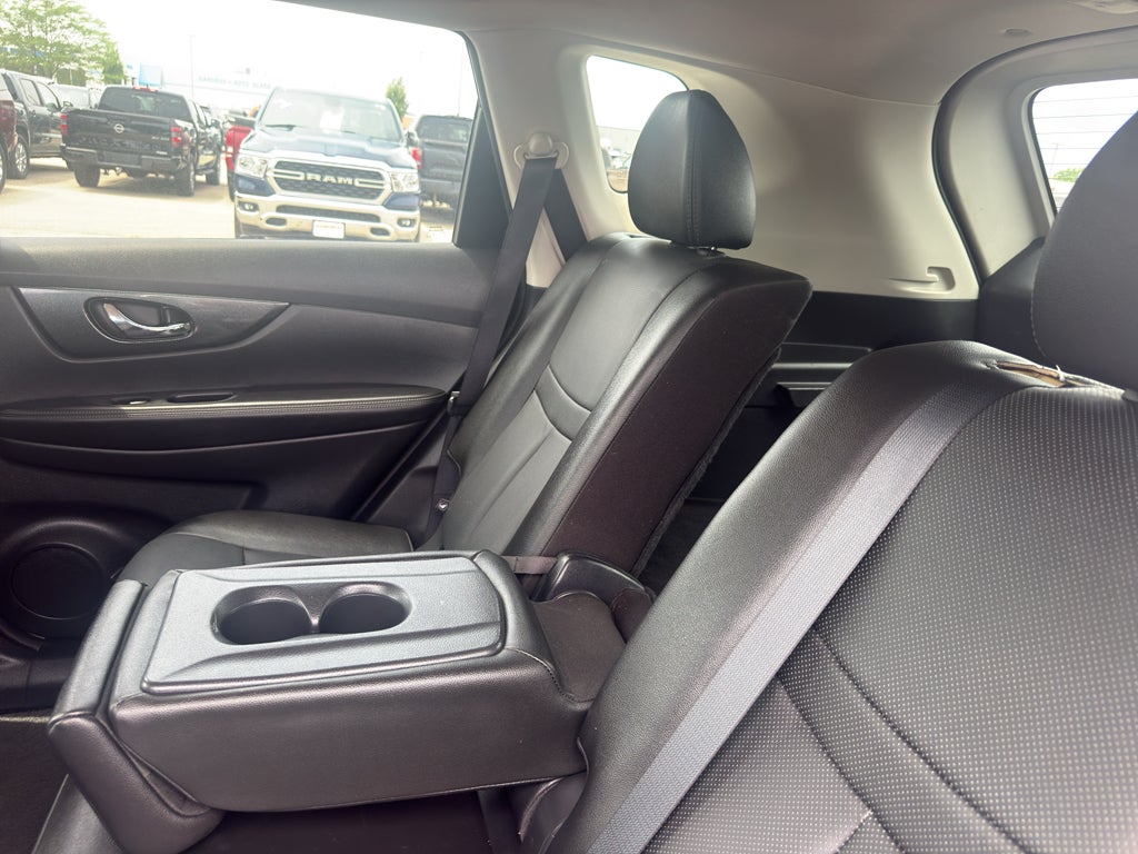 2016 Nissan Rogue AWD 4dr SL