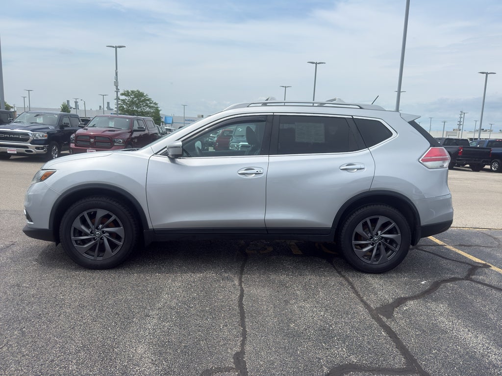 2016 Nissan Rogue AWD 4dr SL