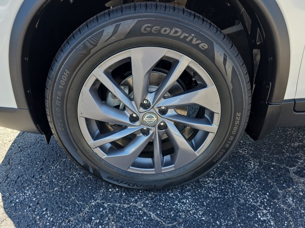 2016 Nissan Rogue AWD 4dr SL