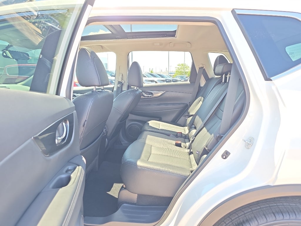 2016 Nissan Rogue AWD 4dr SL