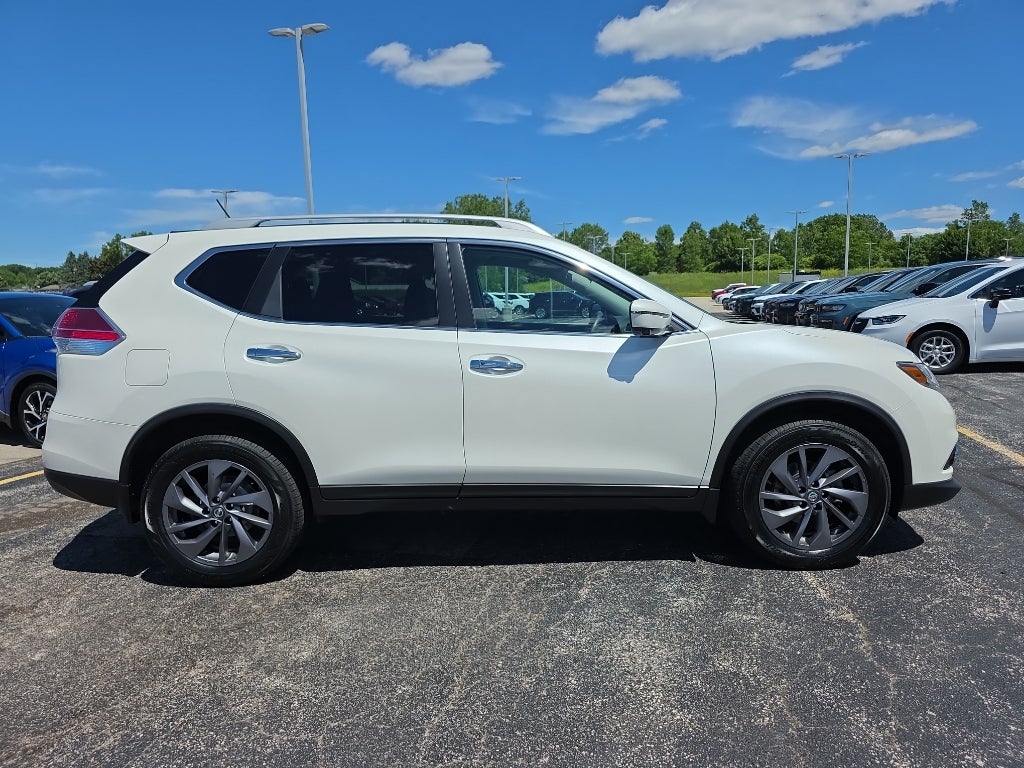 2016 Nissan Rogue AWD 4dr SL