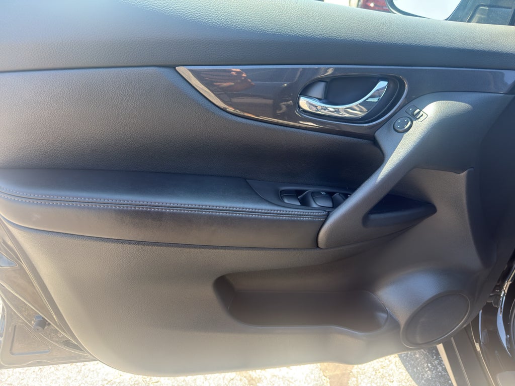 2018 Nissan Rogue AWD SV