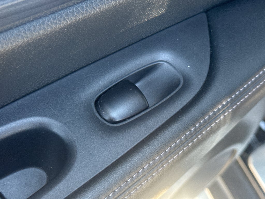 2018 Nissan Rogue AWD SV