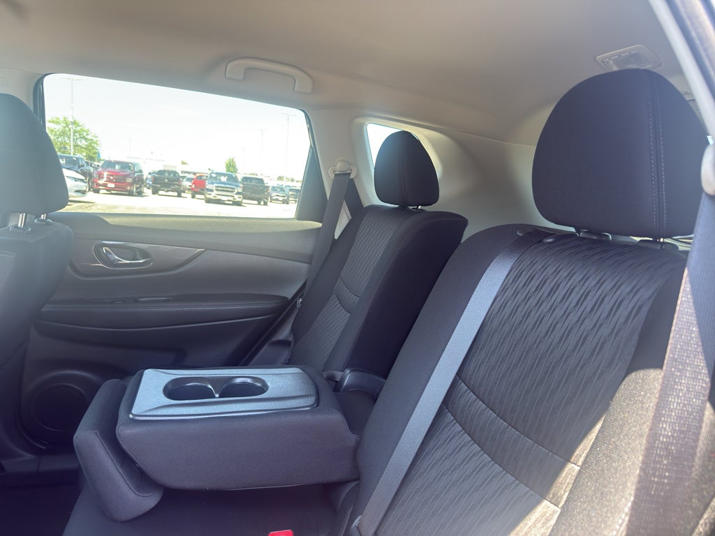 2018 Nissan Rogue AWD SV