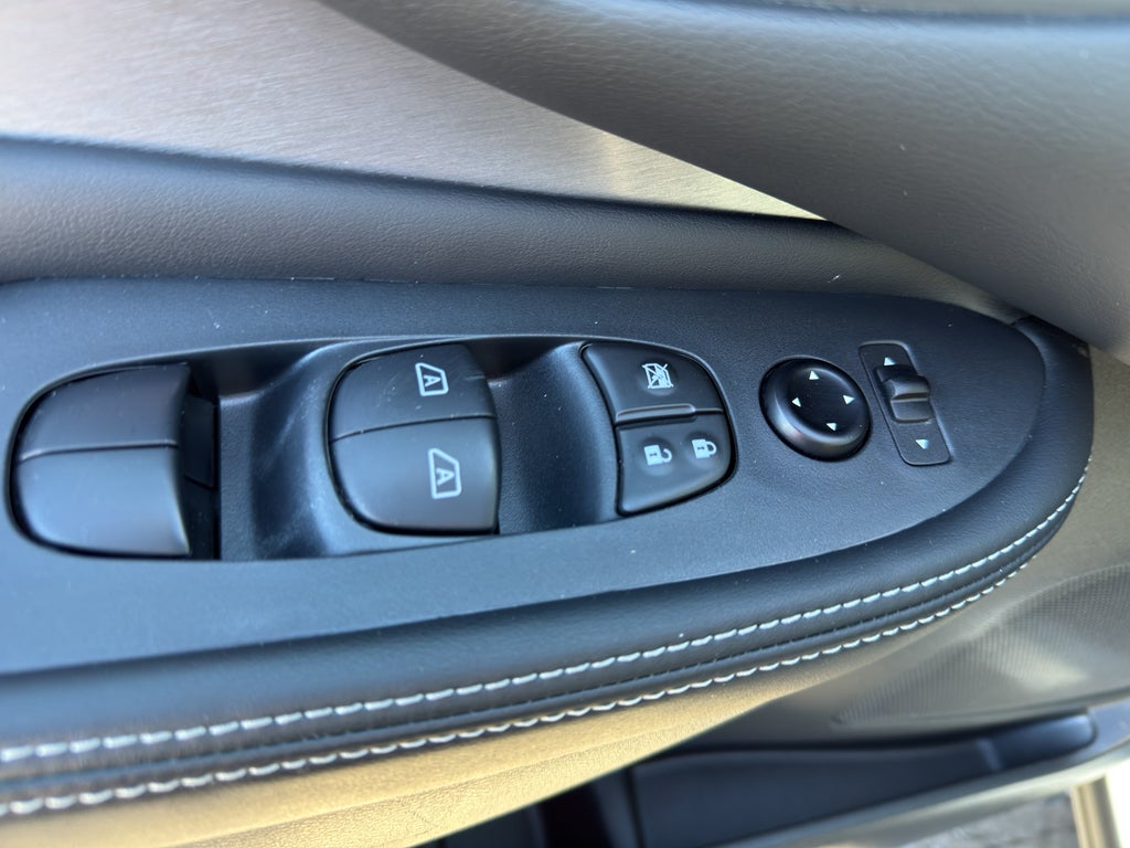 2024 Nissan Murano AWD SV