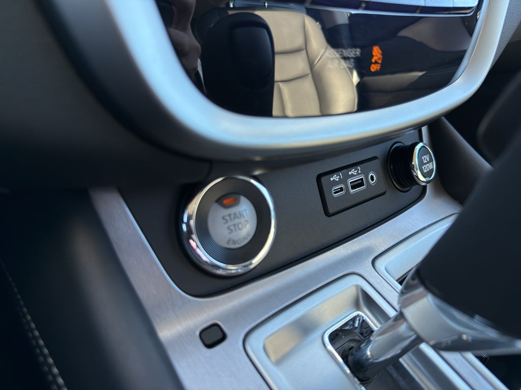 2024 Nissan Murano AWD SV