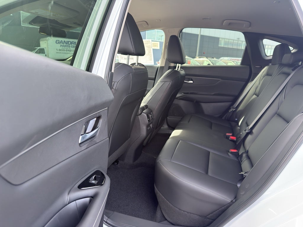 2026 Nissan Murano AWD SV