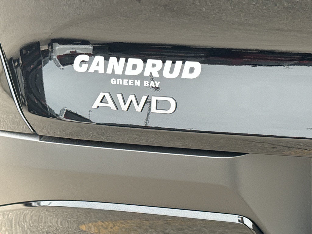 2026 Nissan Murano AWD SV