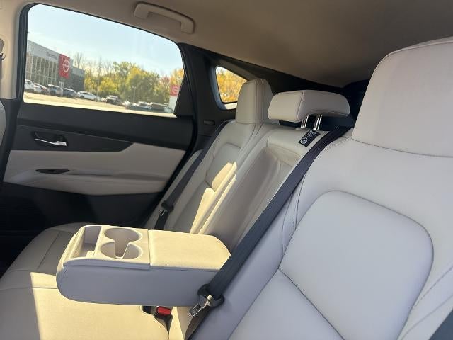 2025 Nissan Murano AWD SV