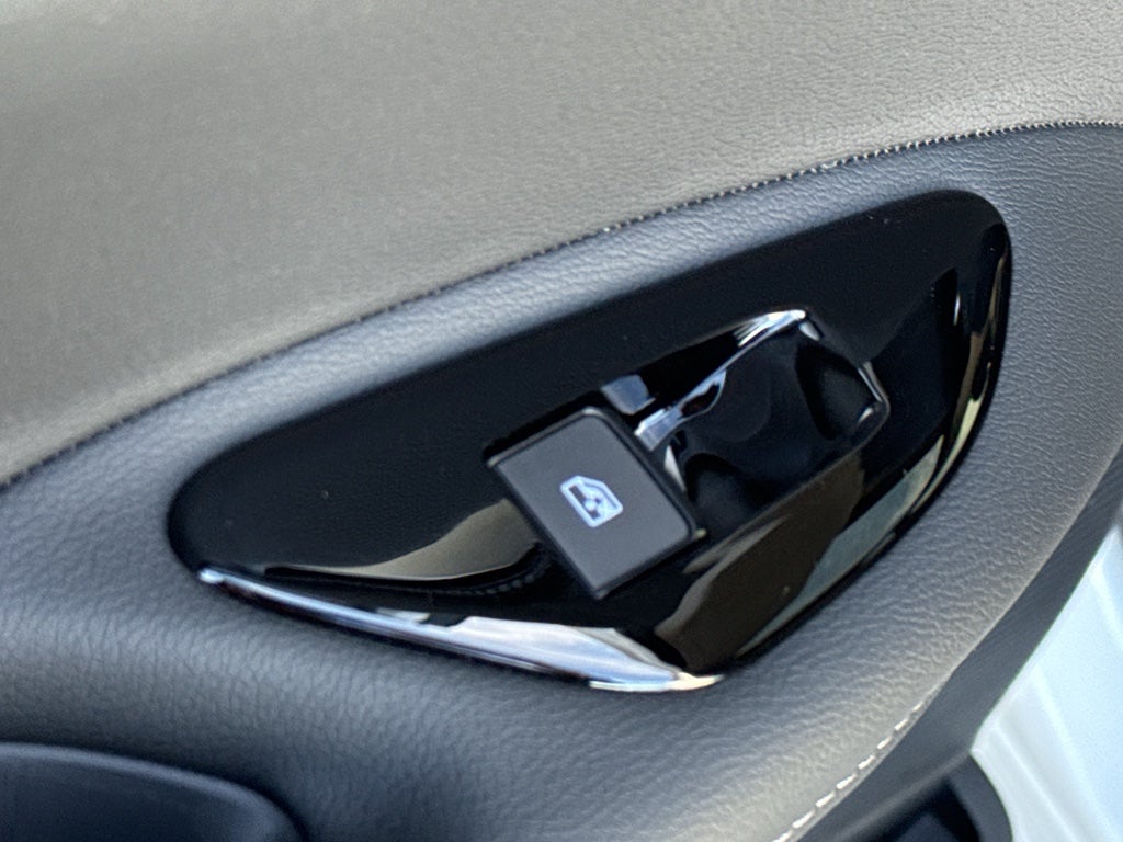 2026 Nissan Murano AWD SV