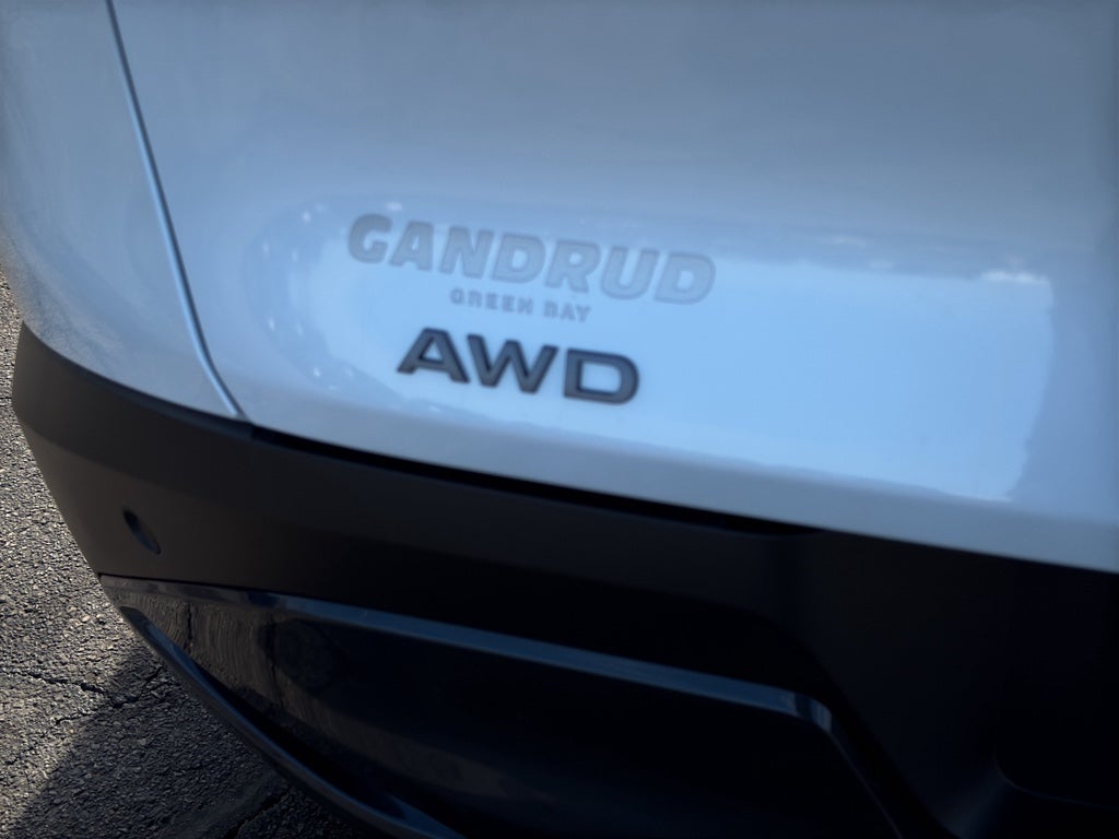 2026 Nissan Murano AWD SV