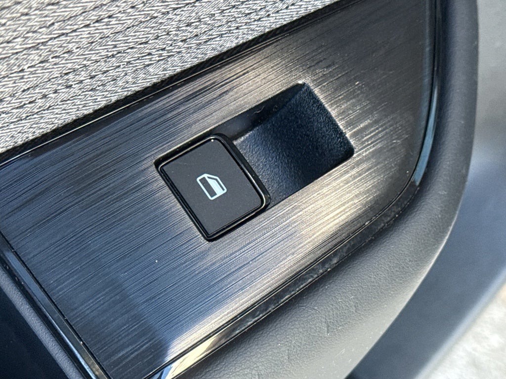 2023 Nissan Rogue FWD S