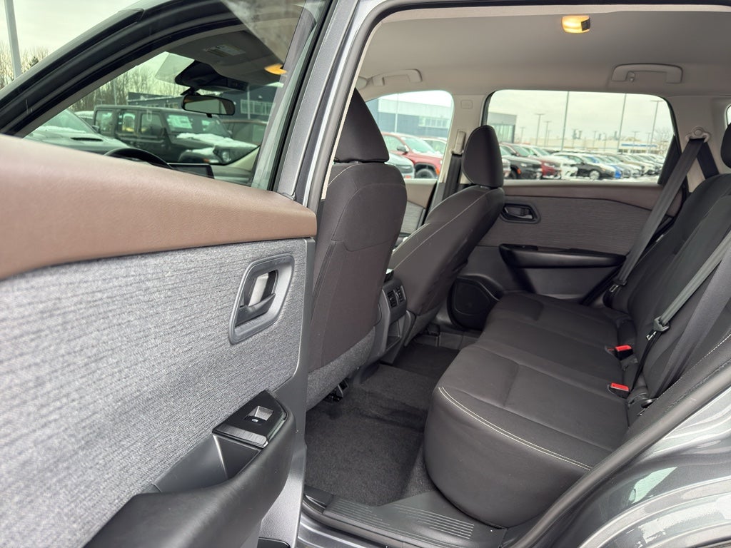 2023 Nissan Rogue AWD S *Ltd Avail*