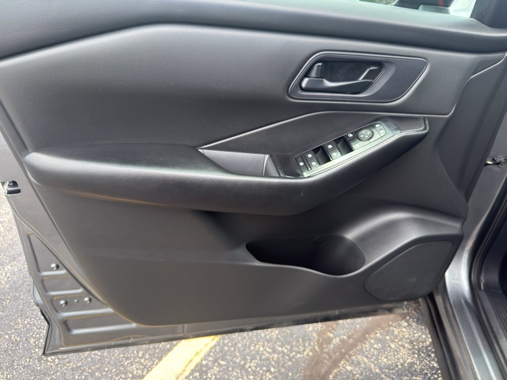2024 Nissan Rogue AWD S