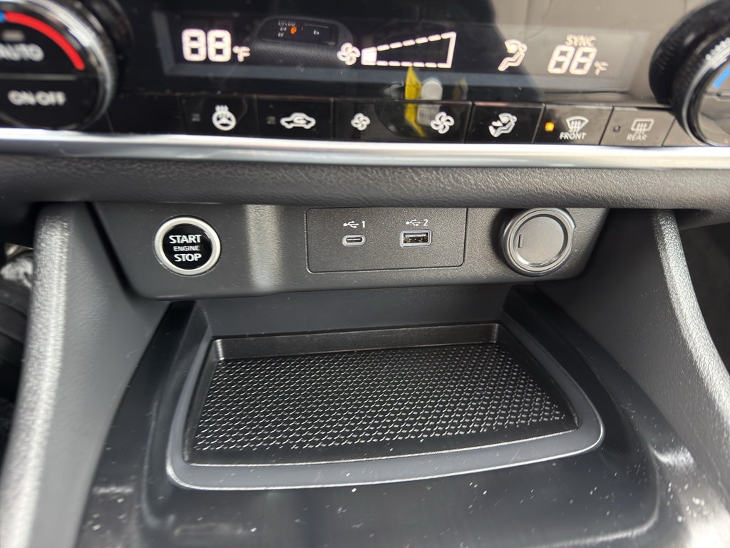 2023 Nissan Rogue AWD SV *Ltd Avail*