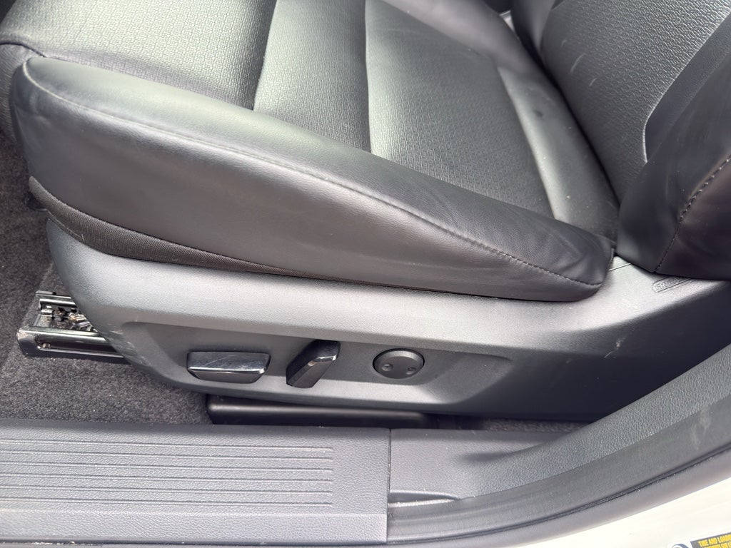 2023 Nissan Rogue AWD SV *Ltd Avail*