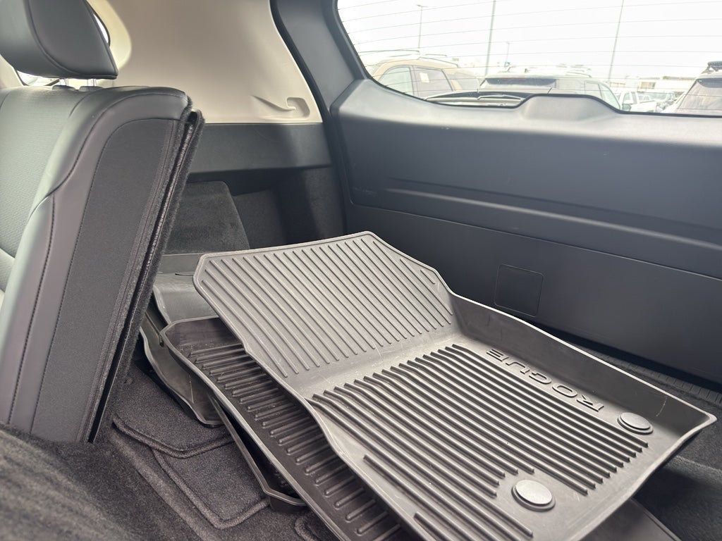 2023 Nissan Rogue AWD SV *Ltd Avail*