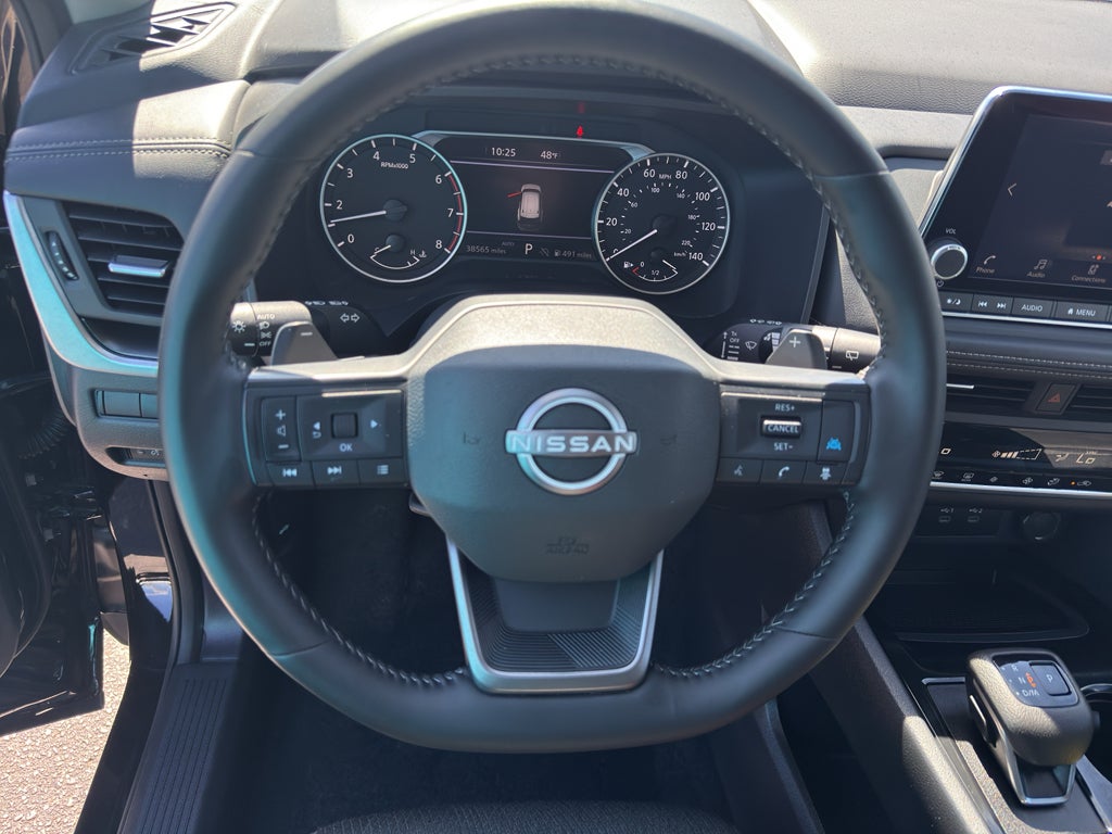 2025 Nissan Rogue AWD SV