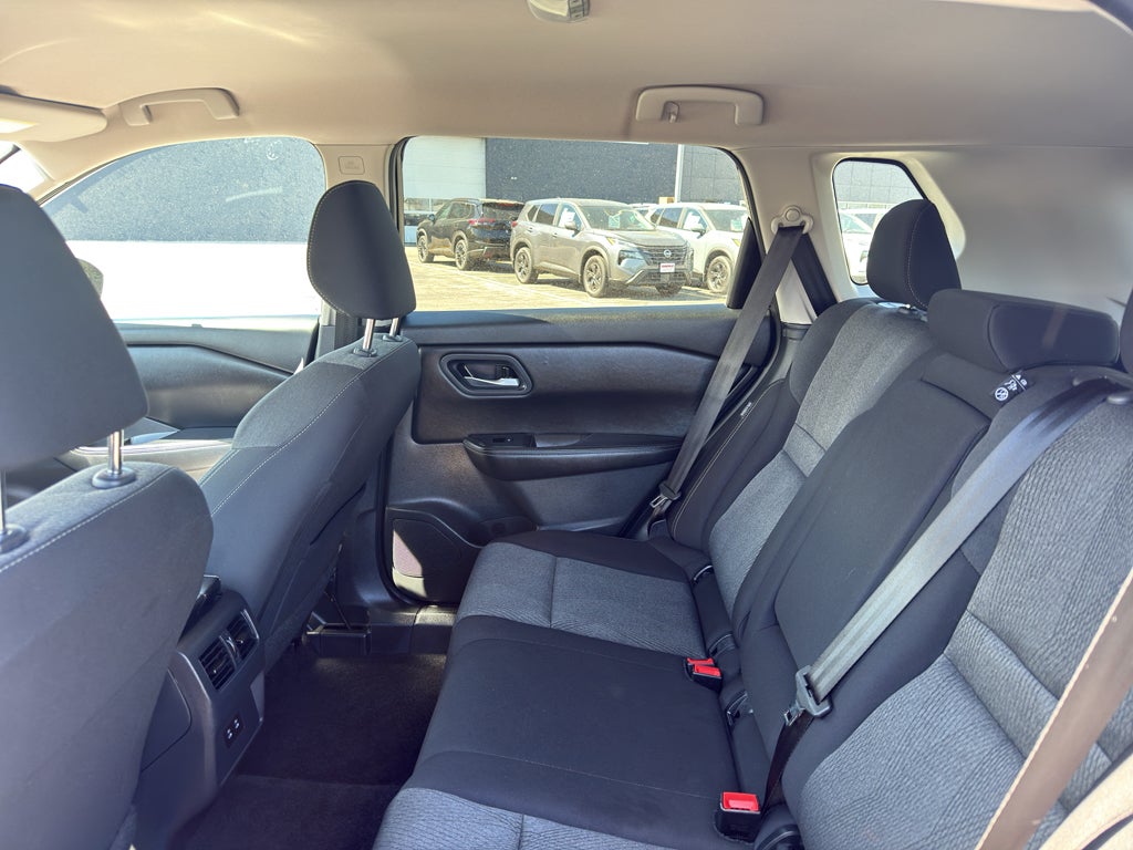 2025 Nissan Rogue AWD SV