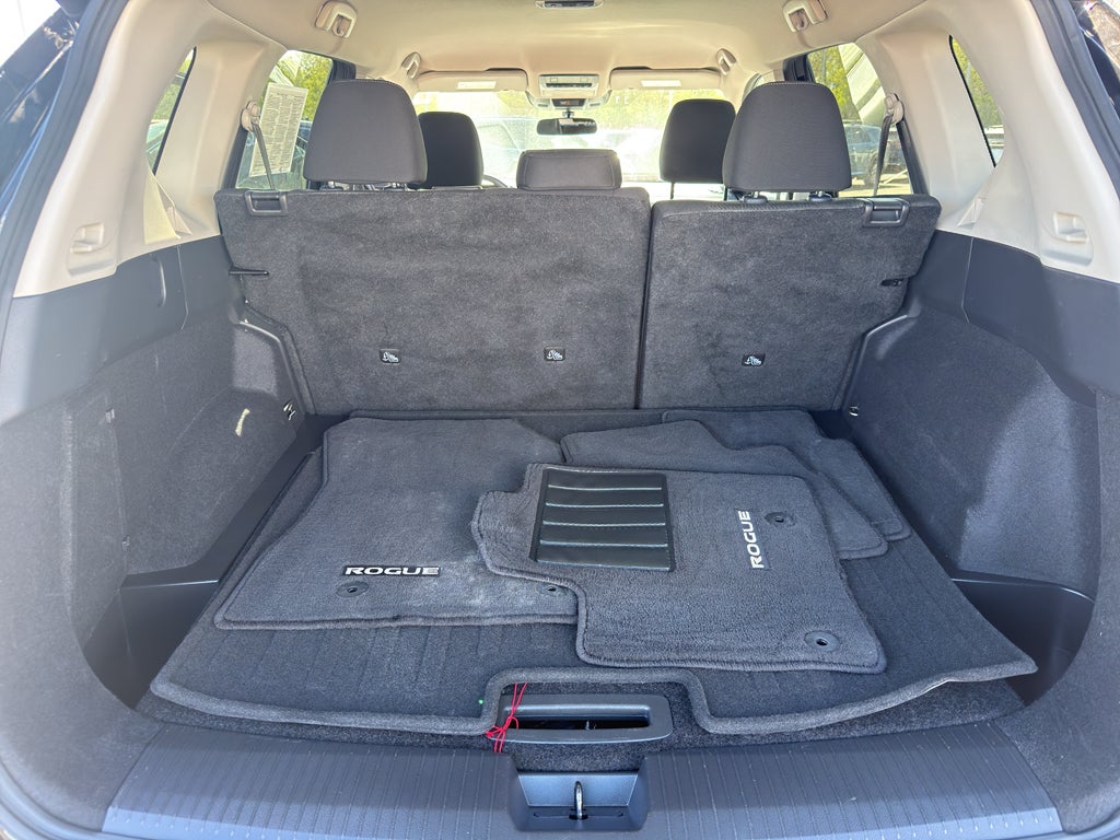 2025 Nissan Rogue AWD SV