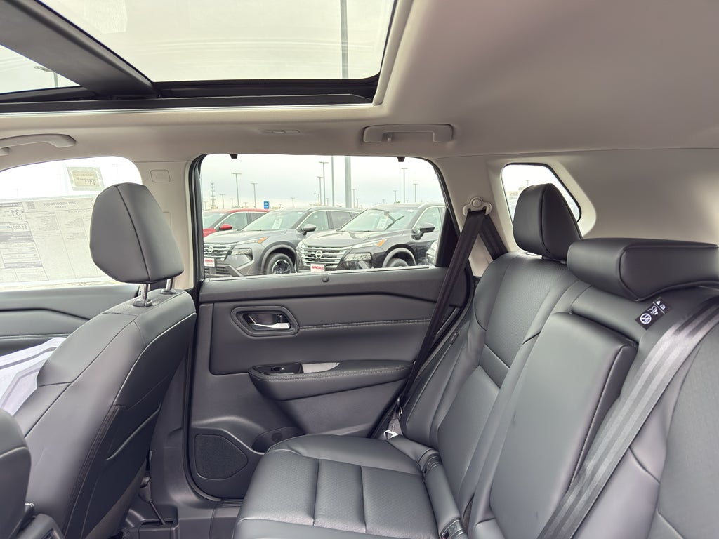 2026 Nissan Rogue AWD SV *Ltd Avail*