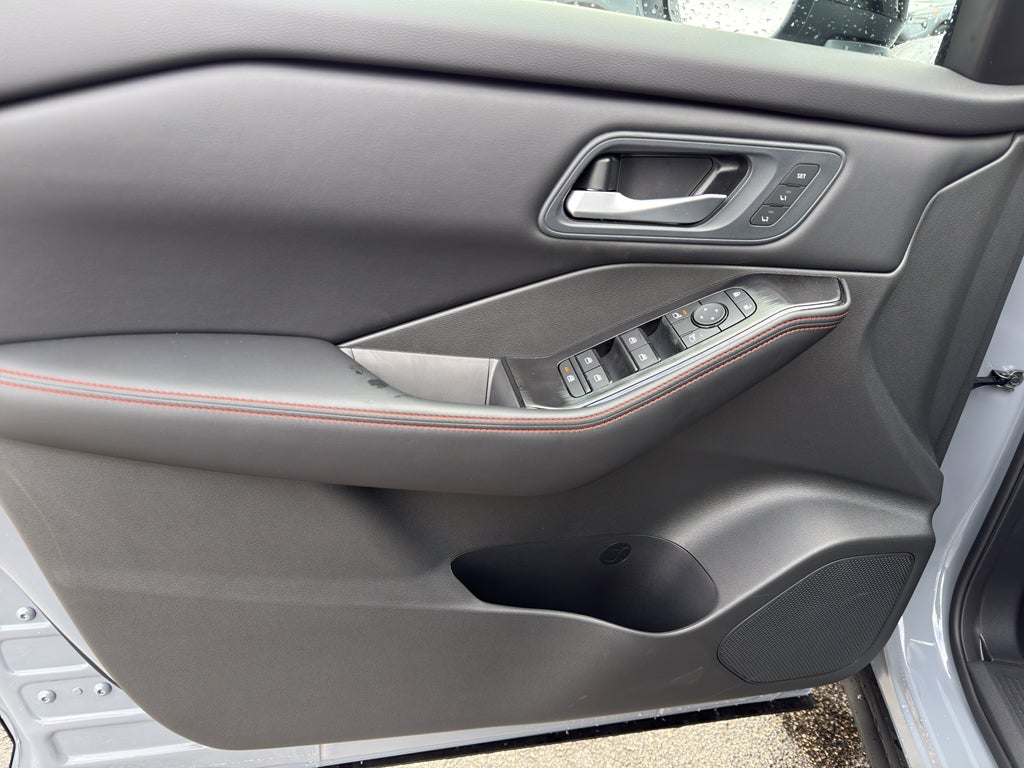 2026 Nissan Rogue 2026.5 AWD Rock Creek