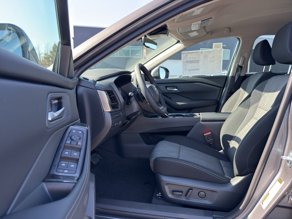 2026 Nissan Rogue 2026.5 AWD SV