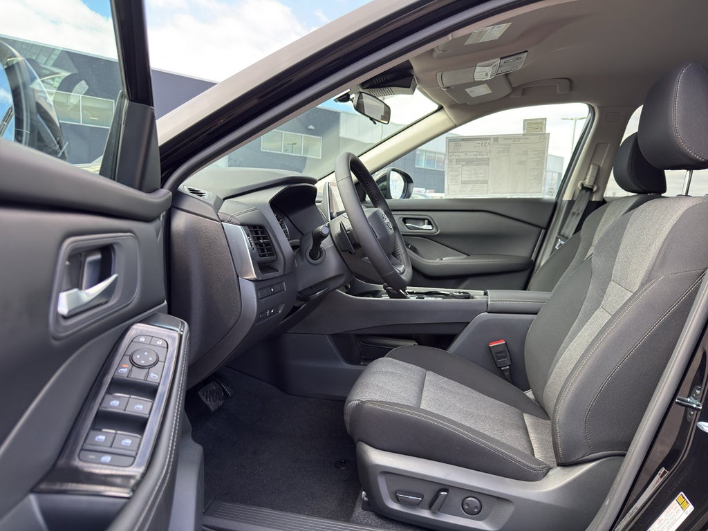 2026 Nissan Rogue 2026.5 AWD SV