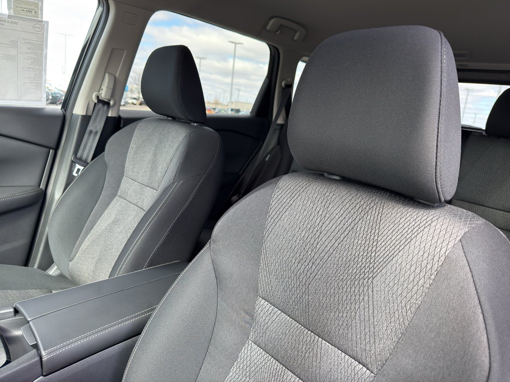 2026 Nissan Rogue 2026.5 AWD SV