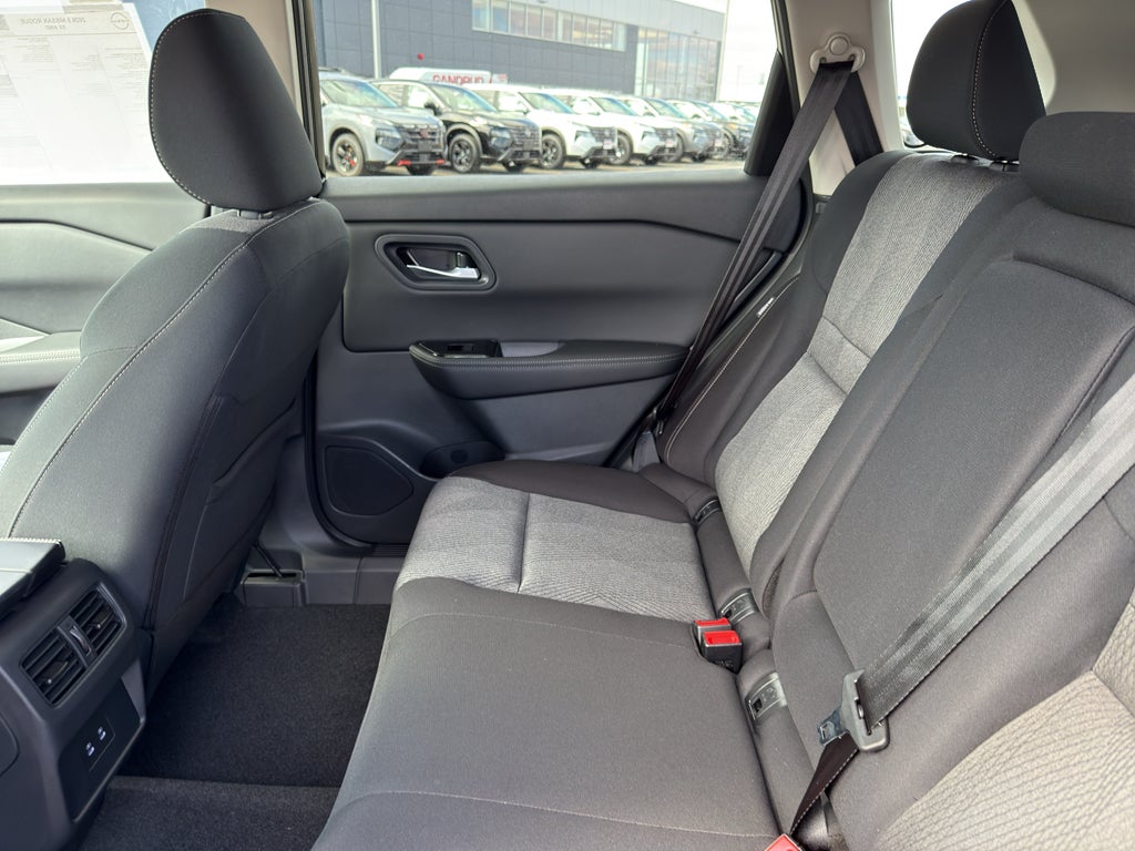 2026 Nissan Rogue 2026.5 AWD SV