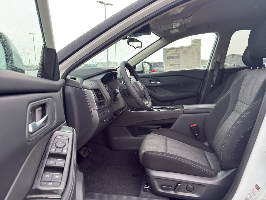 2026 Nissan Rogue 2026.5 AWD SV