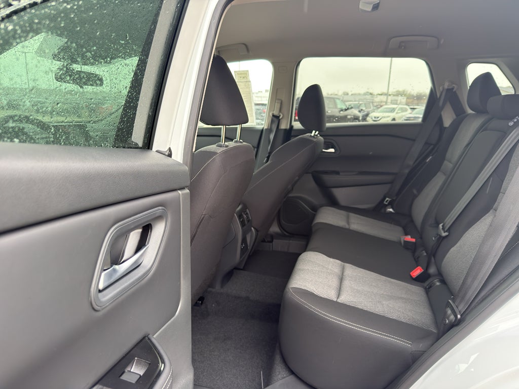 2026 Nissan Rogue 2026.5 AWD SV