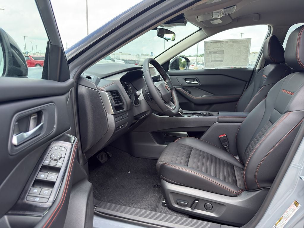 2026 Nissan Rogue 2026.5 AWD Rock Creek