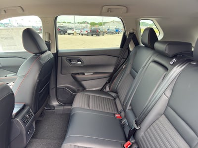 2026 Nissan Rogue 2026.5 AWD Rock Creek