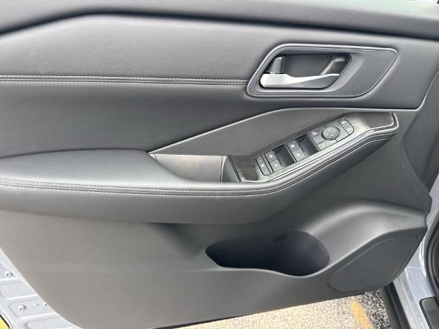 2026 Nissan Rogue 2026.5 AWD Dark Armor