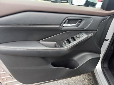 2023 Nissan Rogue AWD SV