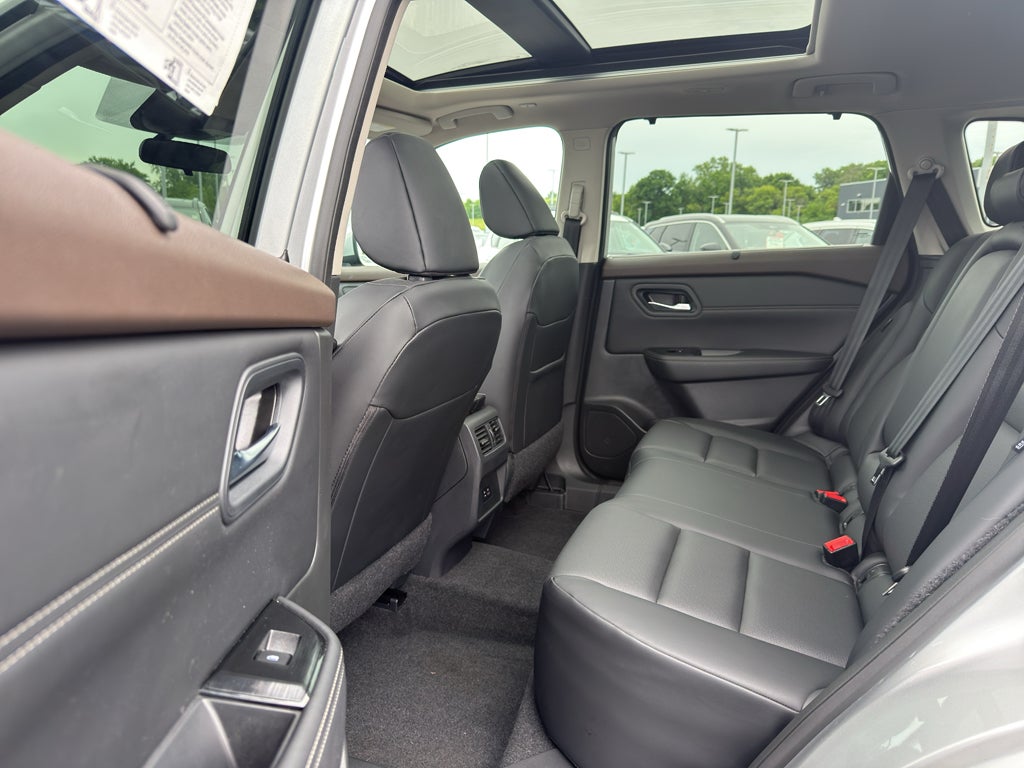 2023 Nissan Rogue AWD SV