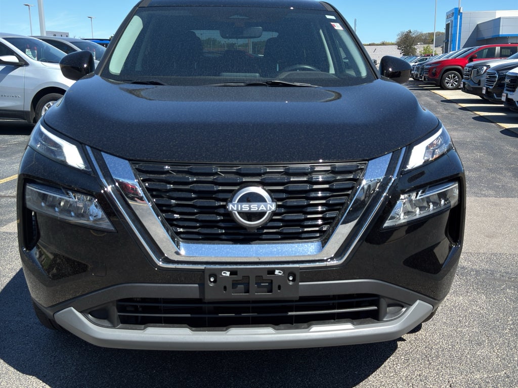 2023 Nissan Rogue AWD SV