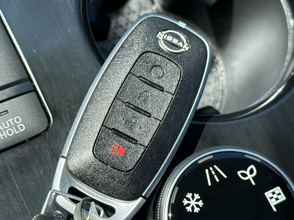 2023 Nissan Rogue AWD SV