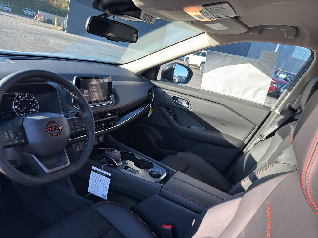 2026 Nissan Rogue AWD Rock Creek *Ltd Avail*