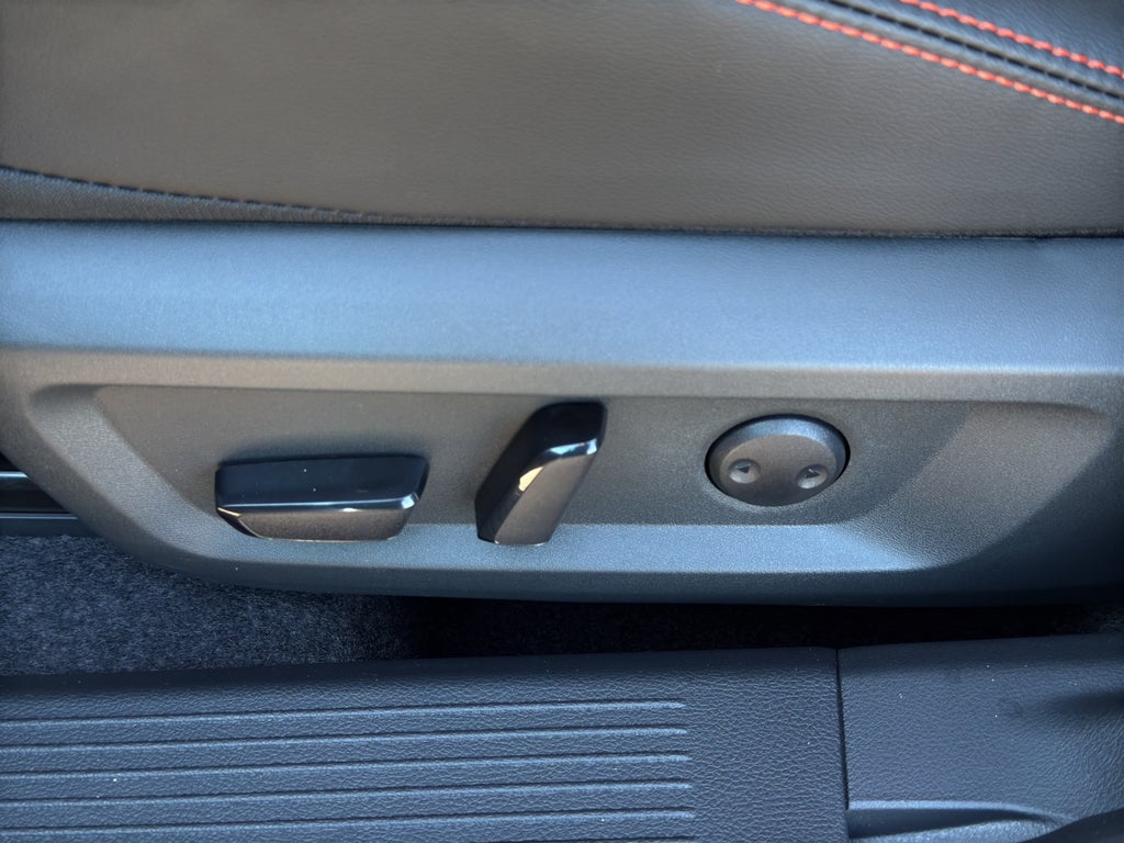 2026 Nissan Rogue AWD Rock Creek *Ltd Avail*