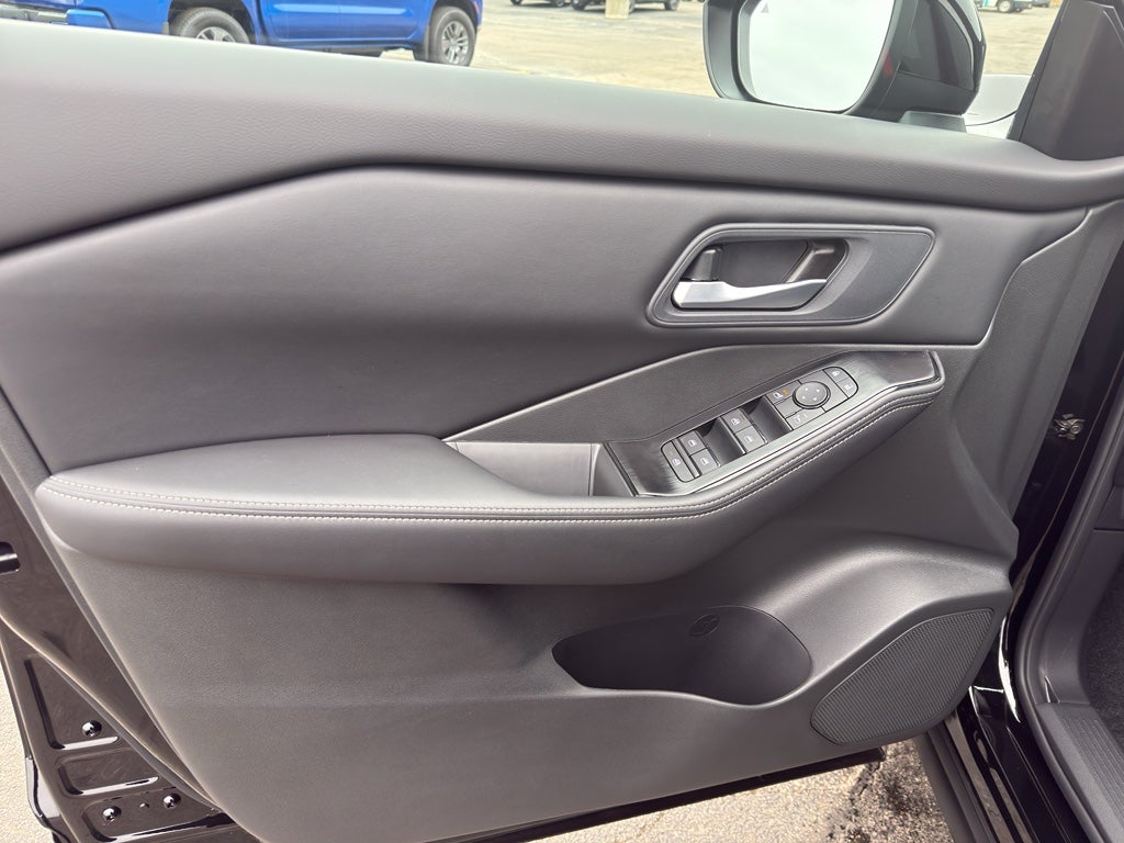 2026 Nissan Rogue 2026.5 AWD SV