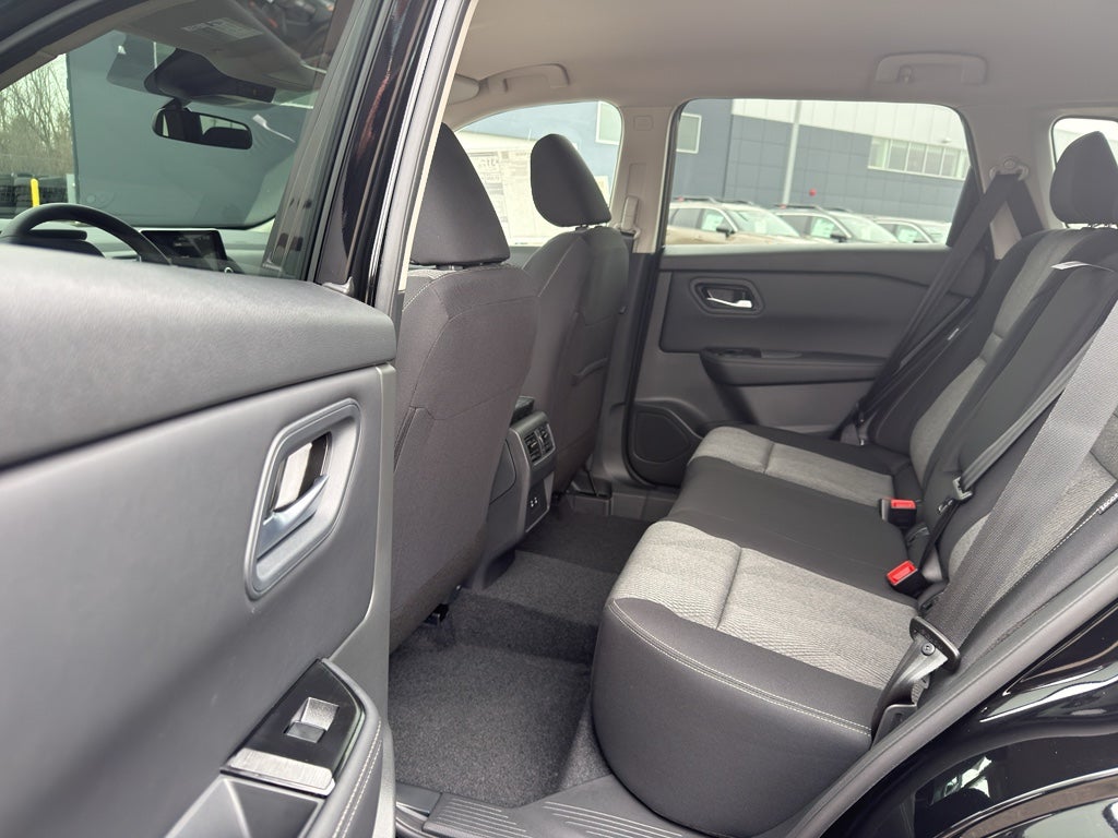 2026 Nissan Rogue 2026.5 AWD SV