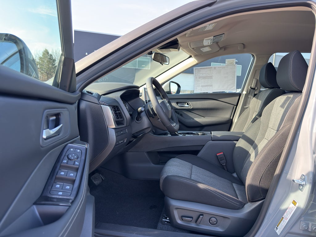 2026 Nissan Rogue 2026.5 AWD SV