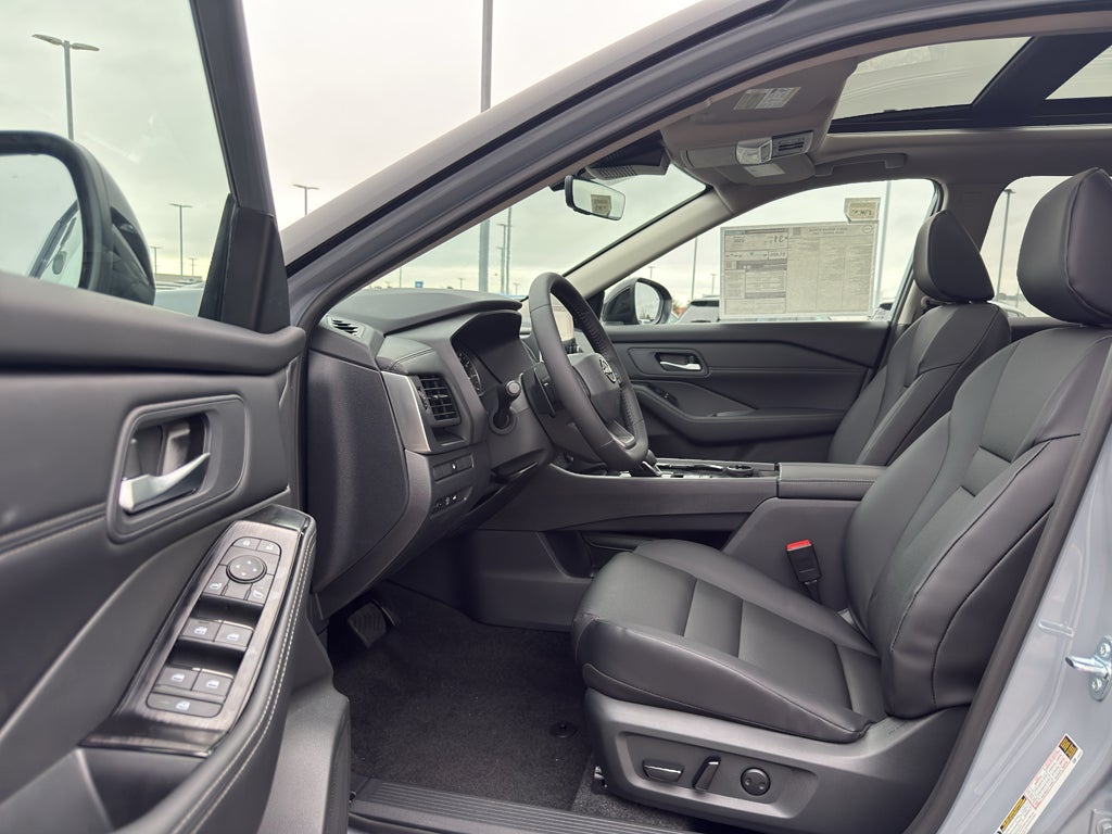 2026 Nissan Rogue 2026.5 AWD Dark Armor