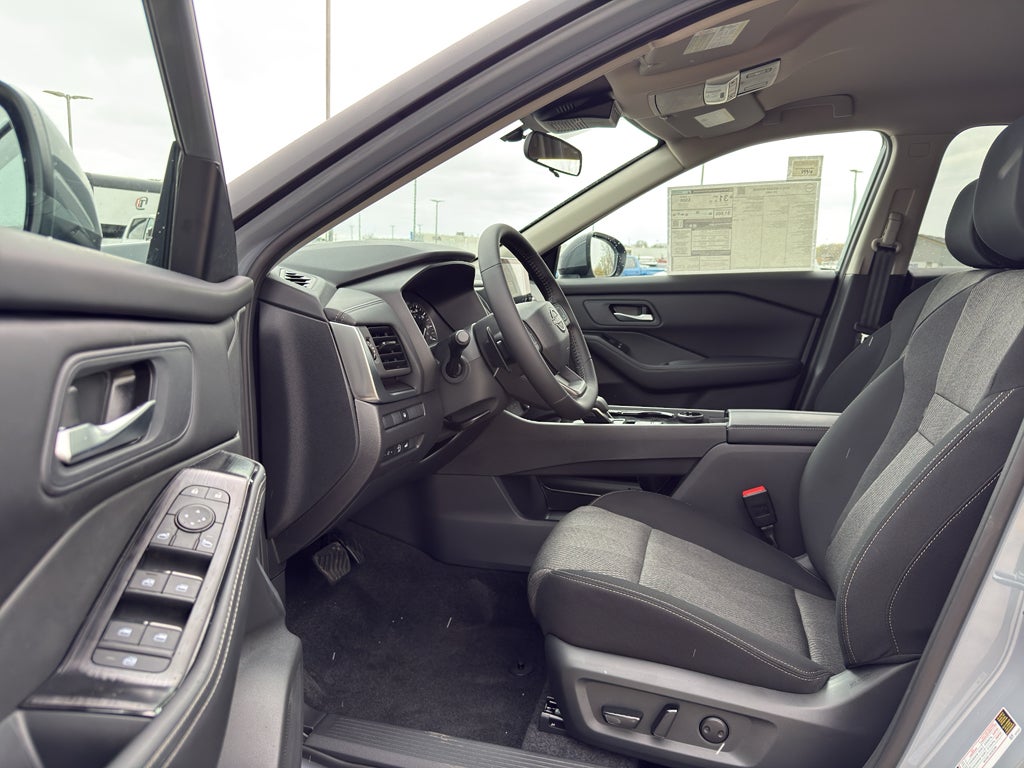 2026 Nissan Rogue 2026.5 AWD SV