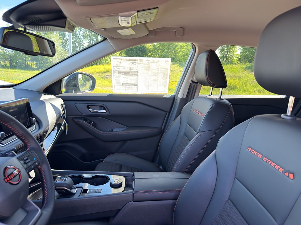2026 Nissan Rogue 2026.5 AWD Rock Creek